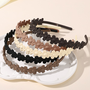 2025 nueva diadema de lavado de cara antideslizante esmerilado con diadema de maquillaje de flores tridimensional - Product Image 1