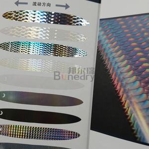 Bonedry 121 Optimal 64cm*120m Rouleau de film plastique argenté à motif écaille de poisson pour dorure à chaud et motif laser pour leurres de pêche - Product Image 4
