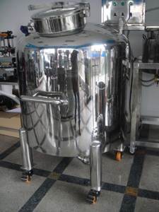 Nouveau réservoir <span class=keywords><strong>de</strong></span> stockage industriel en acier inoxydable 100L pour stockage d'olive et <span class=keywords><strong>de</strong></span> produits chimiques utilisé dans les applications d'équipement <span class=keywords><strong>auxiliaire</strong></span> - Product Image 6