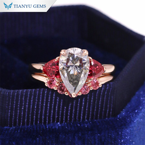 Tianyu gemas color piedra preciosa paloma <span class=keywords><strong>sangre</strong></span> laboratorio rubí con gris mossanite laboratorio <span class=keywords><strong>diamante</strong></span> Rosa anillos <span class=keywords><strong>de</strong></span> oro conjunto para mujeres - Product Image 6