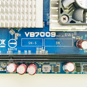 Carte mère compacte Mini-ITX embarquée VIA VB7009 VB7009-16 REV.A1 avec processeurs VIA Eden X4 C7-D C7 - Product Image 3
