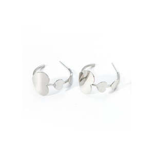 Boucles d'oreilles créoles tendance en acier inoxydable 316L avec placage or PVD, design durable et résistant - Product Image 1