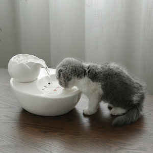 Ceramic Water Fountain For Cats Rounded Shape Automatic Pet Water <b>Dispenser</b> Encourage <b>Drinking</b> Detachable Design - Product Image 3