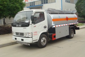 Camion-citerne à carburant en alliage d'aluminium de qualité supérieure à vendre, capacité 5000L-15000L, manuel, fabricant de camions - Product Image 4