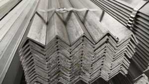 Fabricant Norme JIS G3101 Grade SS400 <span class=keywords><strong>100x100x10</strong></span> Acier laminé à chaud Angle en acier - Product Image 2