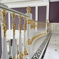 Rampe d'escalier de luxe légère de style européen haut de gamme, en forme de vase, sur mesure, idéale pour les escaliers intérieurs de villas