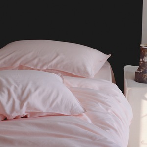   Parure de lit quatre pièces en coton, couleur unie, housse de couette et draps respirants pour une utilisation quatre saisons - Product Image 3