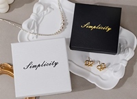 Boîte à bijoux carrée/rectangulaire découpée à la main, best-seller, avec couvercle et base, noire et blanche ; emballage pour bagues, boucles d'oreilles, colliers