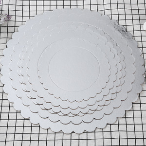 Plaques de gâteau jetables en <span class=keywords><strong>carton</strong></span> de papier <span class=keywords><strong>doré</strong></span> argenté 5 6 7 8 9 10 11 12 pouces assiettes à gâteau rondes jetables plateau de cercles - Product Image 6
