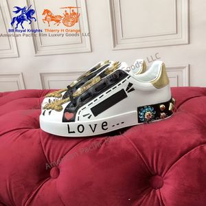 Zapatos Deportivos Retro con Cordones para Hombre Dolces Gabbanas, Zapatillas Deportivas Casuales de Lujo, Zapatos para Caminar de Cuero Genuino con Diamantes - Product Image 4