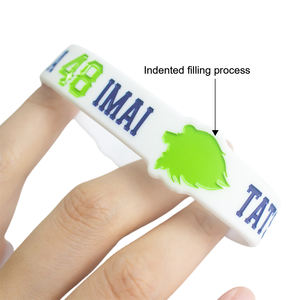 سوار مطاطي مخصص سوار معصم بلاستيكي مخصص مع شعار سوار معصم مصنعين في الصين - Product Image 2