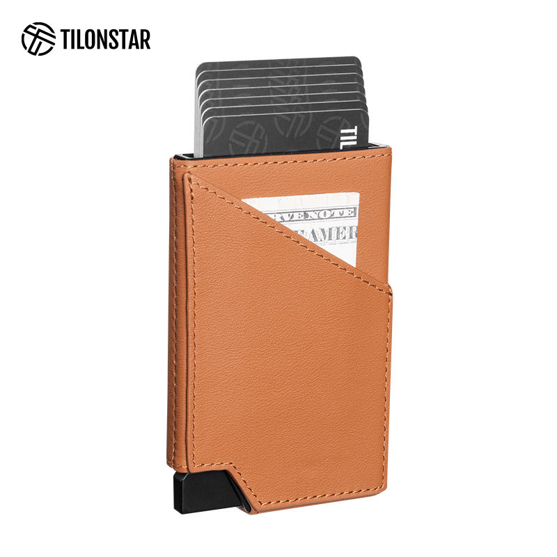 สีน้ำตาล