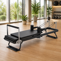 Appareil de Pilates pliable pour la maison avec système de poulie à cordes pour l'entraînement en studio et les séances de fitness à domicile