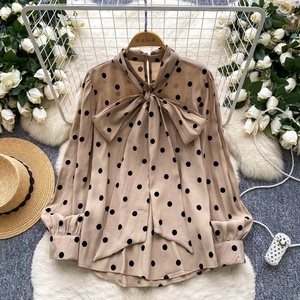 Blus lengan panjang wanita, atasan kasual pita kupu-kupu warna polos musim gugur untuk perempuan - Product Image 4