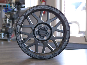 Rines de Aleación Fundida KMC GRENADE OFF-ROAD, PCD de 5x114.3mm para Honda Ridgeline y Toyota Tundra - Product Image 4