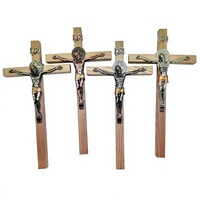 Crucifix croix en bois Jésus suspendu religieux inspirant INRI