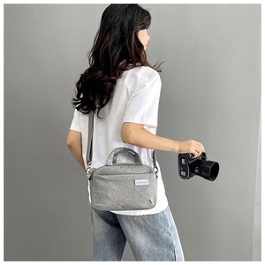 <span class=keywords><strong>2025</strong></span> Tùy Chỉnh Mới Thời Trang Kỹ Thuật Số Bánh Răng Nhỏ Bảo Vệ Độn Mềm Chống Sốc DSLR Mang Theo Máy Ảnh Túi Trường Hợp Crossbody - Product Image 6