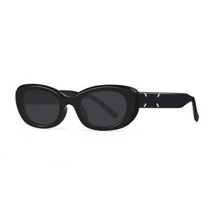Gafas de sol Mengling Cat Eye con montura negra de PC, protección UV400, gafas de moda de estilo retro unisex para hombres y mujeres - Product Image 1
