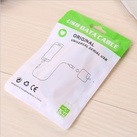 Pochette en plastique laminé transparente et durable pour câble de données et chargeur