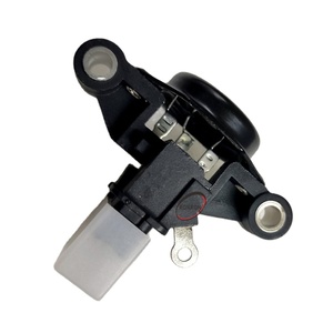 Régulateur de tension d'<span class=keywords><strong>alternateur</strong></span> automatique 12V pour LADA 11125204 11125165 32008610 - Product Image 1