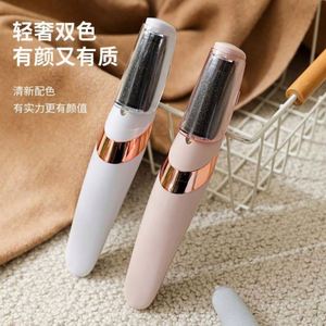 Ponceuse électrique rechargeable sans fil multifonction pour pieds, écologique, en polycarbonate, facile à utiliser, élimine la peau sèche et rugueuse - Product Image 5