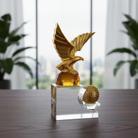 Trophée en cristal d'aigle ancien haut de gamme personnalisable avec balle de golf