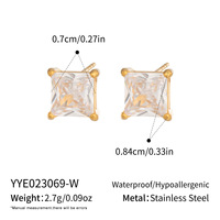 Boucles d'oreilles clous carrées minimalistes en acier inoxydable avec revêtement sous vide en or 18 carats, accessoires d'oreille tendance