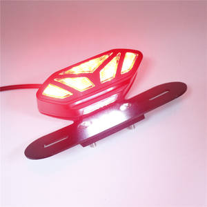 Accessoires pour motos, feu arrière LED de freinage et de positionnement pour moto avec support, feu arrière LED pour véhicule tout-terrain - Product Image 6