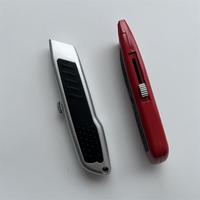 Couteaux multifonctions pour couper le cuir et le tapis Couteau utilitaire à lame rétractable SK5