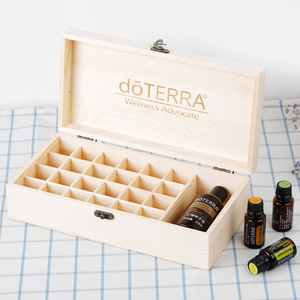 Boîte de rangement en bois pour huiles essentielles DoTERRA, 32 compartiments, verrouillable, pour les passionnés de bien-être - Product Image 1