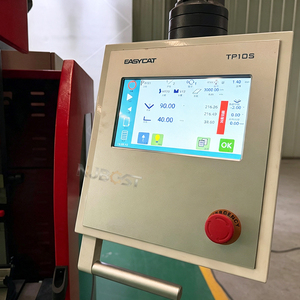 Presse plieuse de haute précision BOST 200T 4000mm pour tôles, système TP10S, 3+1 axes, machine de pliage Schneider Electric - Product Image 4