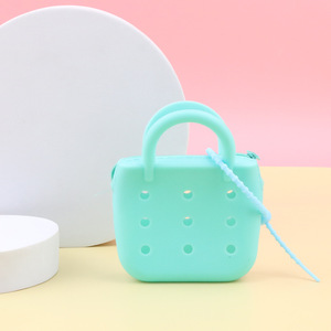 Sac bandoulière mini sac à main style mode OEM, porte-clés, porte-monnaie en silicone, mini sac à bonbons gonflé pour enfants, fait main avec trous, pour l'extérieur - Product Image 3