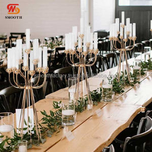 LEDA Chandelier en métal doré moderne et simple, support de bougie décoratif pour table, idéal pour les événements de mariage - Product Image 1