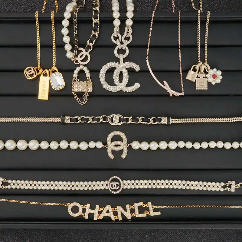 Bijoux de créateur en Double C, pour femmes, accessoire de marque célèbre, collier avec pendentif en perles CC DD GG, vente en gros, nouvelle collection 2022