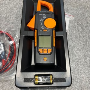 Pinza Amperimétrica Testo 770-2 True-RMS, 400 A, para Corriente y Voltaje, Aplicaciones HVAC y Eléctricas, Fabricada en Alemania - Product Image 3