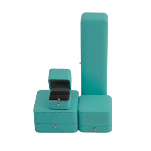 Free Sample Custom Logo Premium Leather Feist Brand Jewellery <strong>Box</strong> Rectangle Shape Necklace Pendant Ring Set Multi Jewellery - Product Image 1