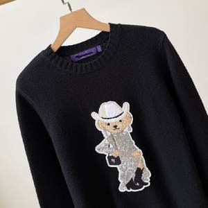 <span class=keywords><strong>Pull</strong></span> d'hiver décontracté à manches longues pour femmes en laine brodée avec un motif d'ours, haut tricoté de style coréen avec décorations perlées - Product Image 3