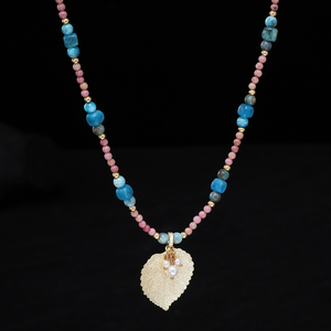 <span class=keywords><strong>Collana</strong></span> con Ciondolo Unisex Bohemien Vintage in Titanio Placcato con Perle di Pietra Naturale, Cristallo Austriaco e Imitazione Perla, con Venature a Foglia d'Albero Reale - Product Image 4