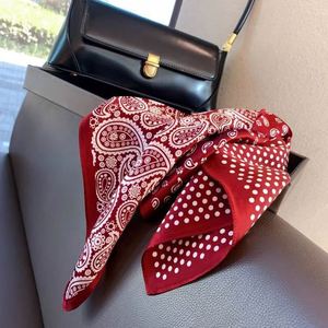 Pañuelo Cuadrado de 70cm con Estampado de Anacardos Negros para Mujer, Multiusos como Cinturón, Banda para el Cabello, Decoración Premium, Suministro de Fábrica - Product Image 2