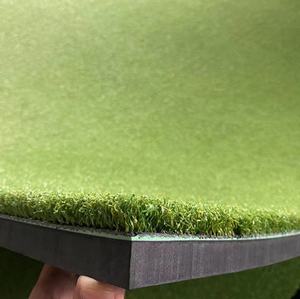 Tapete de Práctica de Golf Bicolor Verde para Campo de Práctica, Tapete de Golpeo para <span class=keywords><strong>Simulador</strong></span> de Swing de Golf para Interiores y Exteriores - Product Image 1