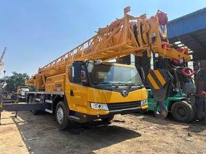 Camion Grue d'occasion QY50B QY25K5C QY50KC QY70kc QY85KA QY100K-II QY130K XCT25 XCT50 XCT80 XCT85 XCT100 STC1000C SAC1300T72 - Product Image 5