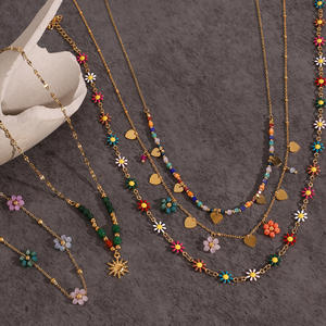 Colliers pendentifs en chaîne plaqués or en acier inoxydable CAIOOCHE, BOHEMIA, plaqués or, avec des breloques en forme d'étoile et de fleur en perles, bijoux tendance - Product Image 4