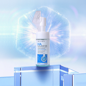 Nuova Essenza Viso Bovey 120ml con Acido Ialuronico e Glicerina, Delicata sulla Pelle, Rinfrescante e Idratante, Marchio Privato - Product Image 1