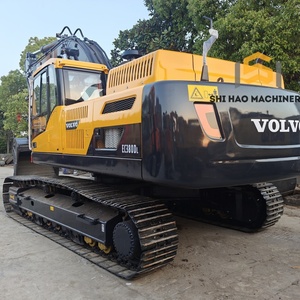 Excavatrice sur chenilles d'occasion Volvo EC380 DL de 38 tonnes, robuste, idéale pour les grands projets de construction et l'exploitation minière - Product Image 5
