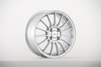 Rep 3309 15/17 pouces 4/5 trous conception populaire rayons minces argent/noir jantes en alliage de voiture jantes de rechange pour Tiffando