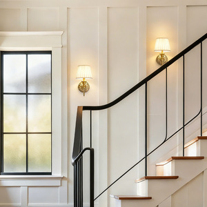 Lámpara de Pared Tradicional con Cuerpo de Bronce y Pantalla Blanca, Fuente de Luz LED E26, Control por Interruptor, Montaje en Pared, Iluminación para Dormitorio y Sala de Estar - Product Image 4