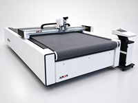 Machine de découpe de mousse EVA CNC à couteau oscillant pour emballage en mousse
