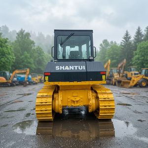 Bulldozer compact Shantui SD13 modèle 2022, moteur puissant 105 kW, engrenage de machine lourde 13 tonnes, pompe moteur, roulement 3,7 m, occasion - Product Image 1