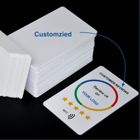 OEM Großhandel Passive PVC RFID NFC Karte mit NTAG213 Chip, individuell bedruckte Social-Media-Bewertungskarte für soziale Interaktion und Hotelnutzung