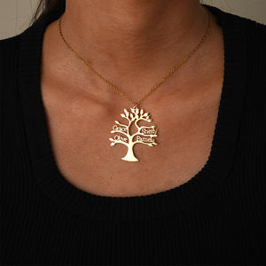 Collana Personalizzata con Ciondolo Albero della Vita in Acciaio Inox Placcato Oro 18K, Regalo per Coppie e Famiglia - Product Image 1